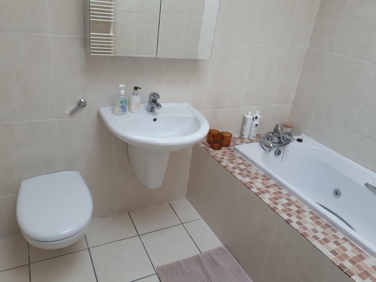 Luxurious Penthouse Apartment 1 , City Centre Kilkenny Exteriör bild
